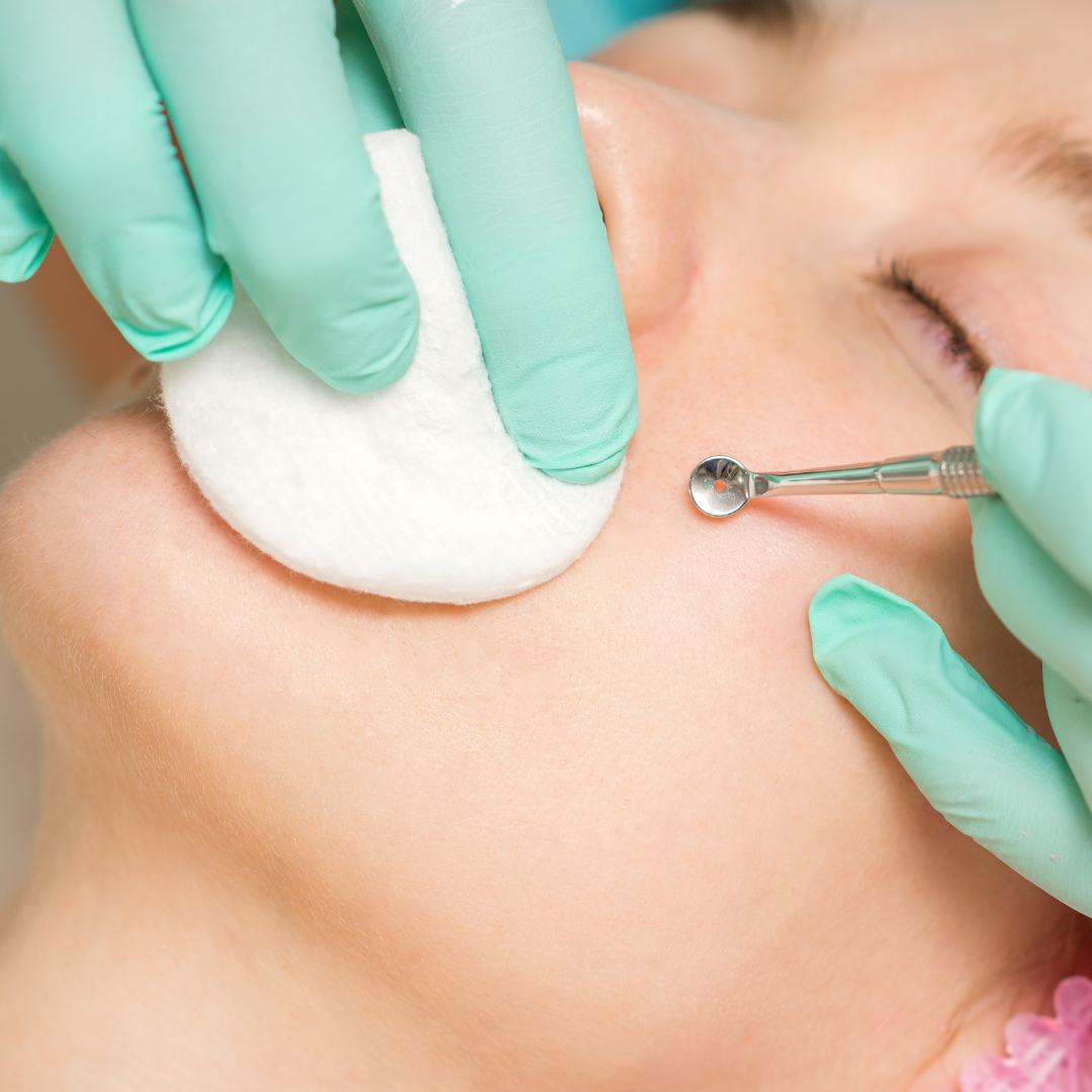 Stonhart Skin Presents: Mastering Skin Analysis & Extractions Workshop