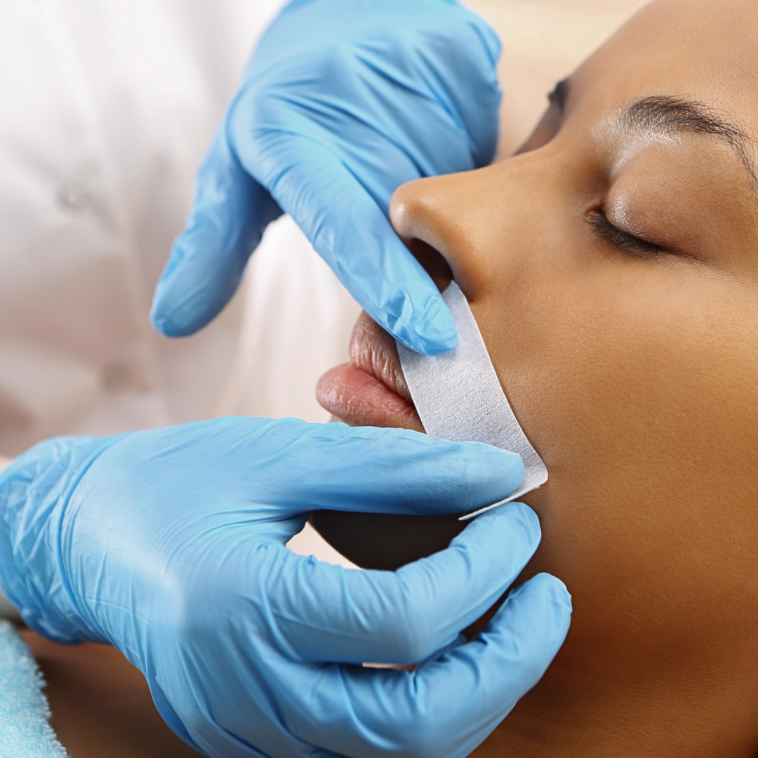 Stonhart Lip Wax in Student Clinic