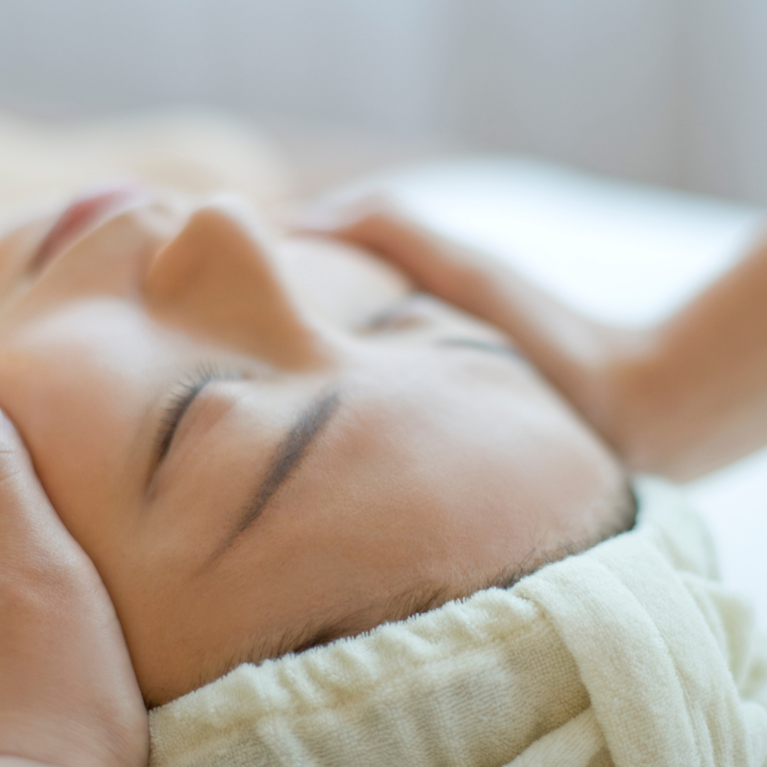 Back to Basics: Facial Refresher Certification